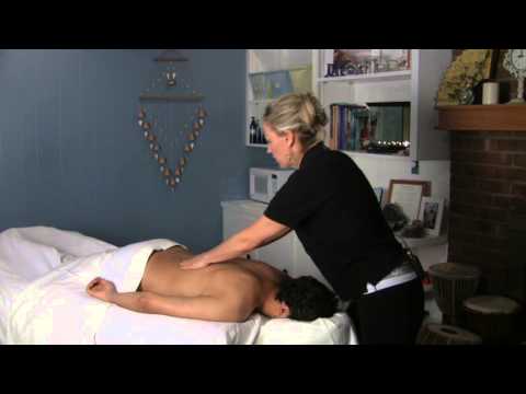 Swedish Massage for the Back : Swedish Massage