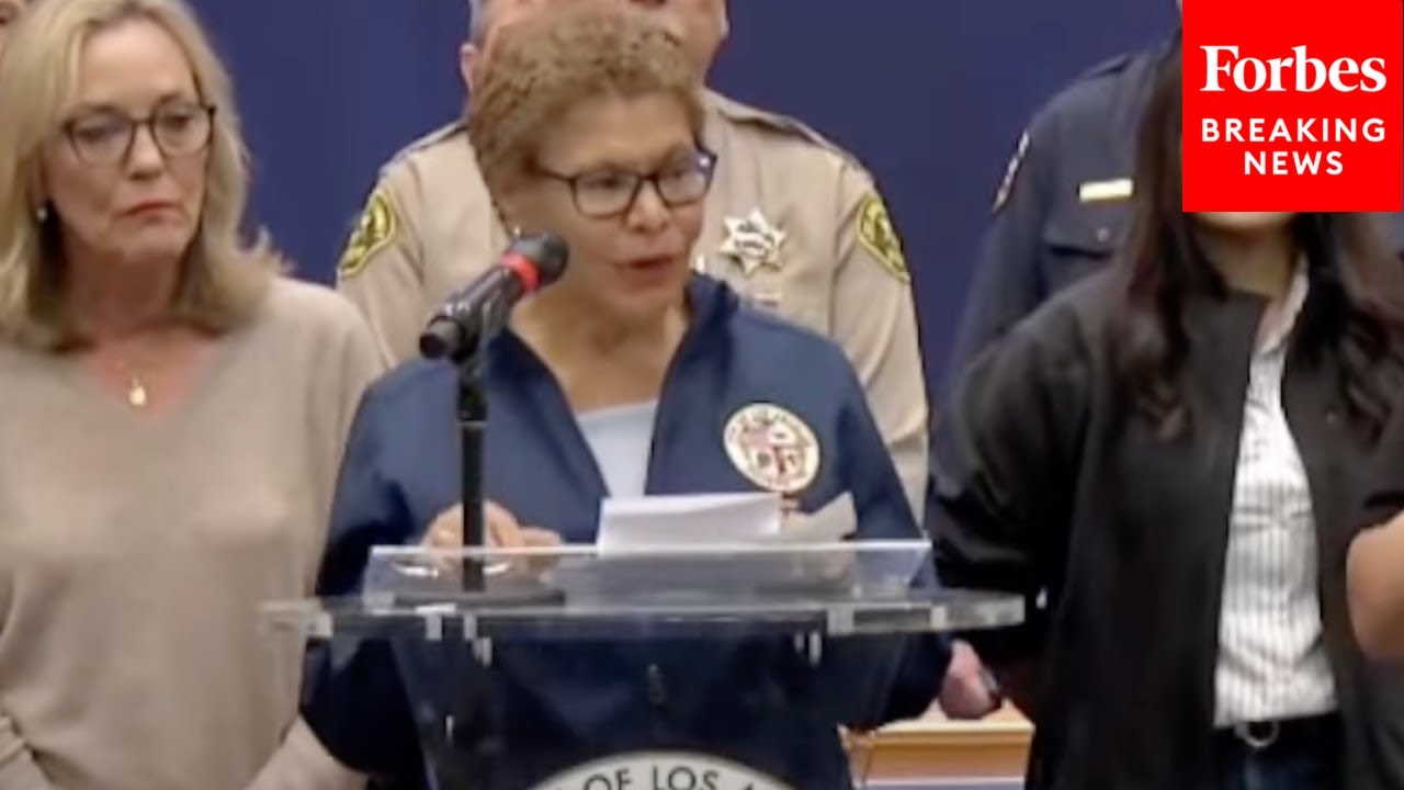 Los Angeles Mayor Karen Bass Praises First Responders And Volunteers, Calls For 'Spirit And Unity'