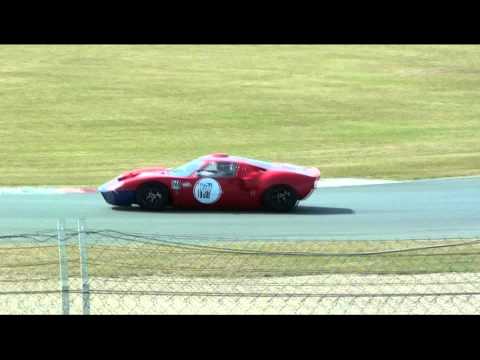 FERRARI 333 SP VS FORD GT 40 SPORT ET COLLECTION 2015
