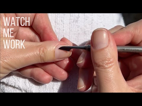 Pro nail tech does her own DIY manicure at home ✅ beginner friendly ✅