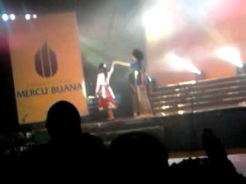 20101028 PSM UMB @ 25th Lustrum Universitas Mercu Buana (Nadia & Wawo)