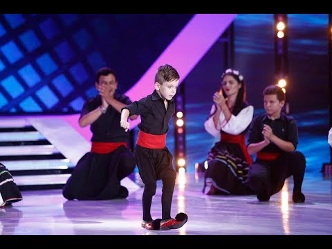 Andrei Coman i-a dat pe spate pe jurați. Momenul său de dans grecesc i-a lăsat cu gura căscată