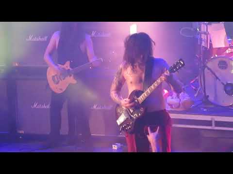 Dirty Dc- Kidderminster 27-10-18--Whole lotta Rosie