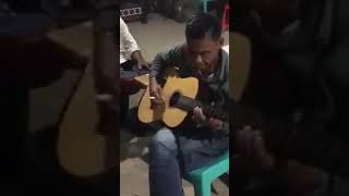 Download lagu Lagi Viral 'Pengamen Grub Music Jalanan Asal Mandailing Keren kali' mp3