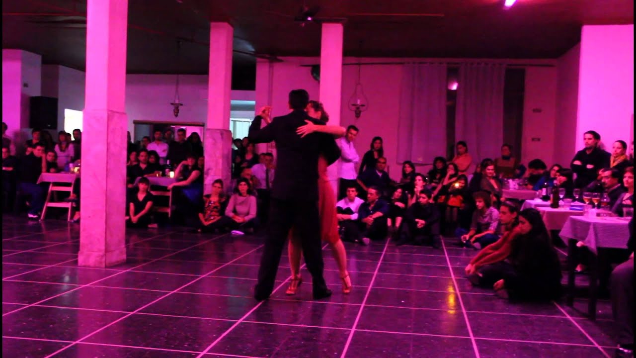 GABRIEL MARINO Y ELLI KARADIMOU EN FLOREAL MILONGA "LLORAN LAS CAMPANAS"