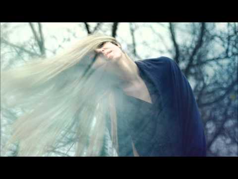 Adam Curtain - Blind feat Indiana / Original Mix [Runnin Wild]