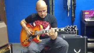 Video thumbnail for Jesus Almenas probando la nueva Dean COLT Semi Hollow Body by Deka Group
