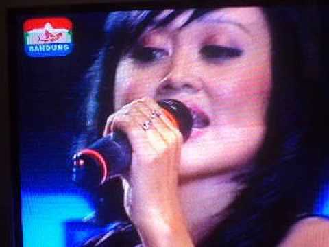 tika dias di voice of indonesia indosiar