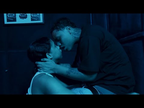 July Queen x Menor Bronx - Bad B*tch 👅 (Video Official)