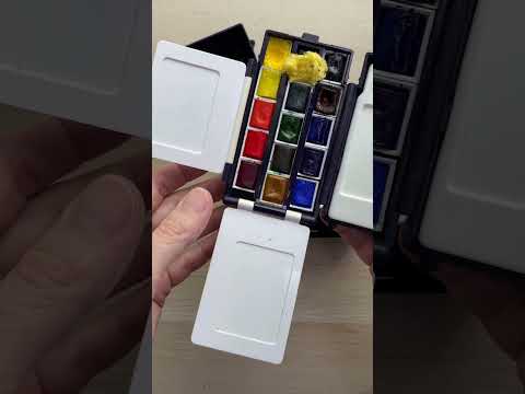 Comparing the Winsor&Newton Field Pocket Box and Schmincke Watercolour Box with Flask