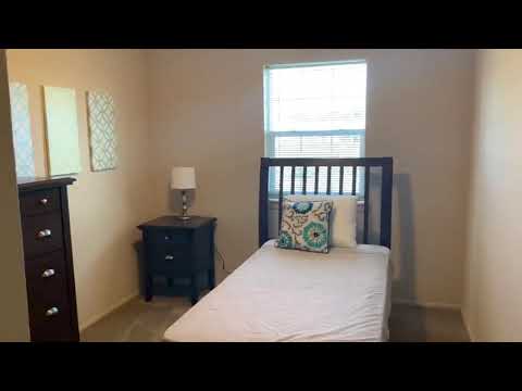 2 BEDROOM 2 BATH FLAT - 1000 SQFT