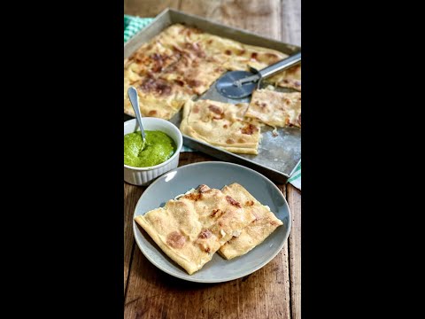 FOCACCIA al FORMAGGIO tipo RECCO: semplicemente irresistibile! 🧀😋#Shorts