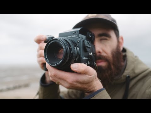 Bronica ETRSi Review — Compact 645 Medium Format