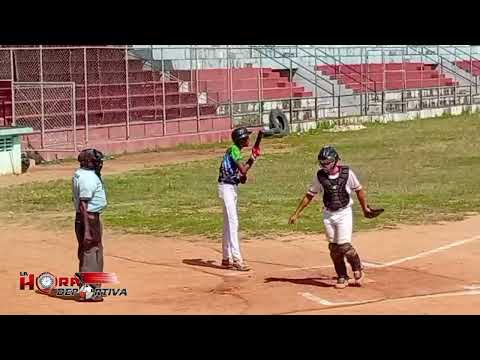 Lanzador Andrew Padrino, jugador de la EBM Red Sox, Estadio Heres en Ciudad Bolívar. 20/08/2026