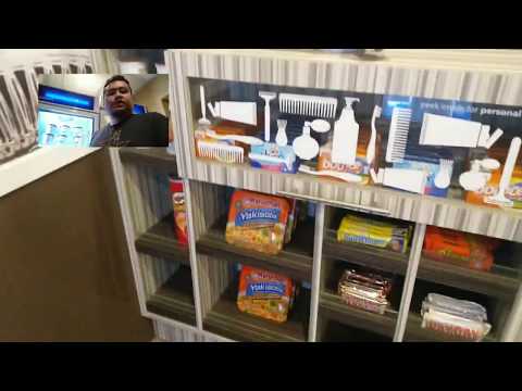 Review: Hampton Inn & Suites Bakersfield North-Airport: Suites Shop