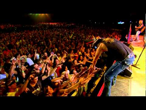 Poison 13 - Unskinny Bop - LIVE