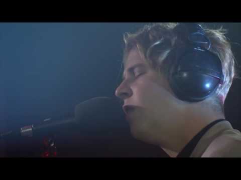 Tom Odell on BBC Live Lounge with USO