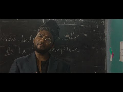 LES PLEURS - Dr BENGHA Feat PAPY DE PETIT PAYS X LE GRIOT  (Clip officiel).