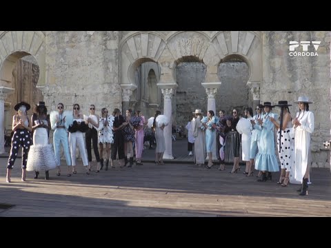 Desfile de Juana Martín en Medina Azahara