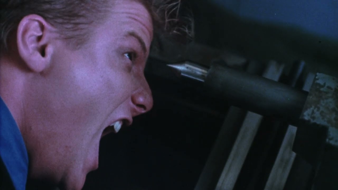 Miniature de la vidéo Theatrical Trailer du film Trick or Treat