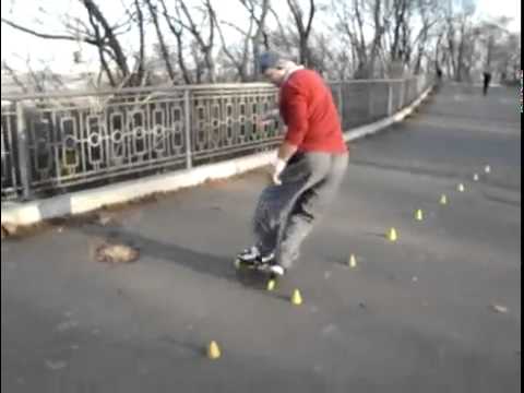 Incredible old  RUSSIAN guy roller skating