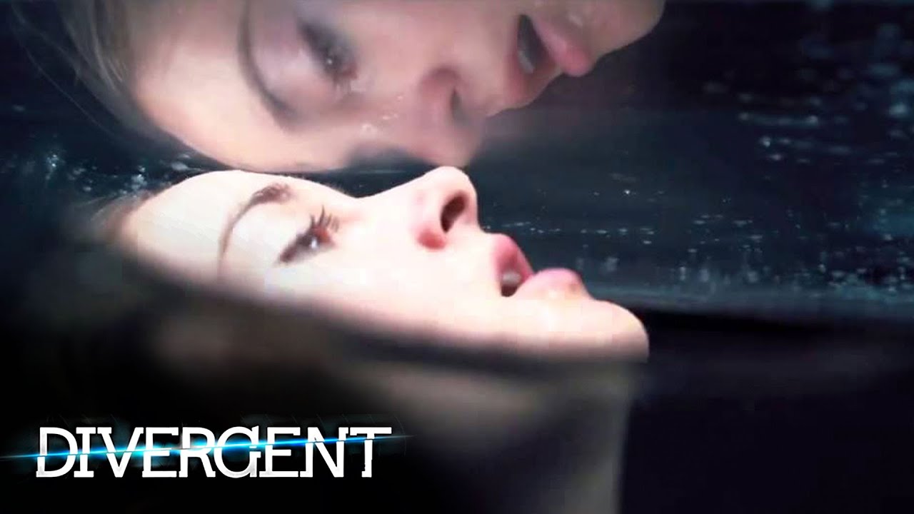 'Breaking the Glass During the Simulation Test' Scene | Divergent