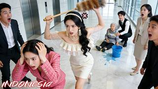 Download lagu Gadis usir wanita yang membully petugas kebersihan; dia ibu CEO, CEO pun jatuh cinta padanya! mp3