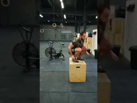 Maciej Kownacki - Under the Bridge Championship WOD Eliminacyjny #1