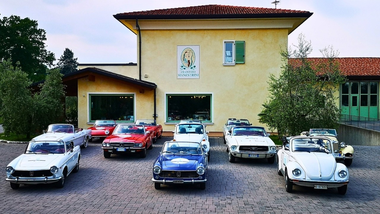 Classic Car Tour Lake Garda | Vintage Driving Experience Italy