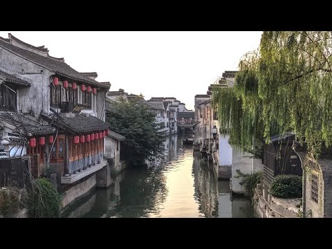 [4K]🌍 Explorando a maravilhosa cidade aquática antiga de Zhujiajiao em Xangai