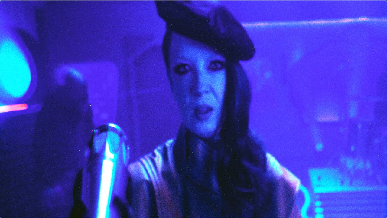 Garbage - No Gods No Masters (Official Music Video) - YouTube