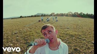 un poco más Music Video