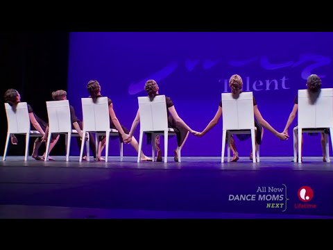 The Waiting Room - JC's Broadway Dance Academy - Dance Moms: Dance & Chat