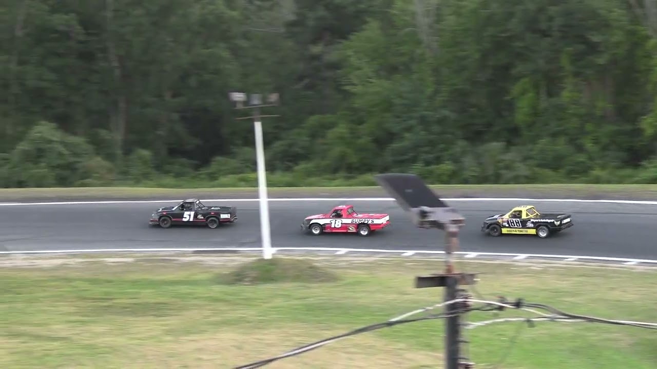 Star Speedway Mighty Trucks Heat