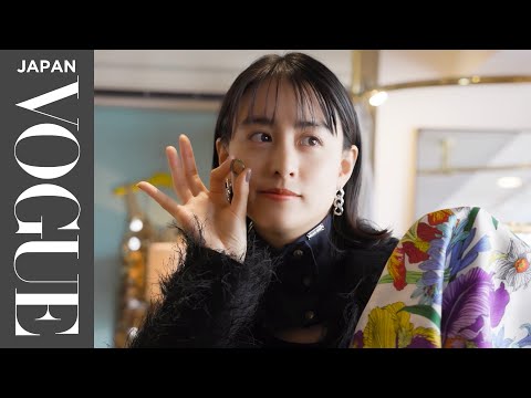 山本美月が"一生モノ"を探すための、ショッピングに密着。| Shopping with | VOGUE JAPAN