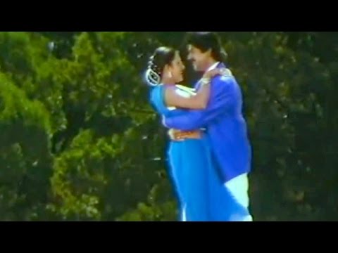 Yevarini Choosthu Vunnaa - Jagapati Babu, Indraja - Song from Oka Chinna Maata
