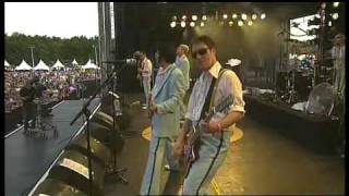 Me First And The Gimme Gimmes - Different Drum (Live &#39;09)