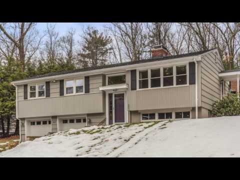 20 Pomeroy Rd, North Reading MA -  Lisa Santilli - Tel 978-660-3506