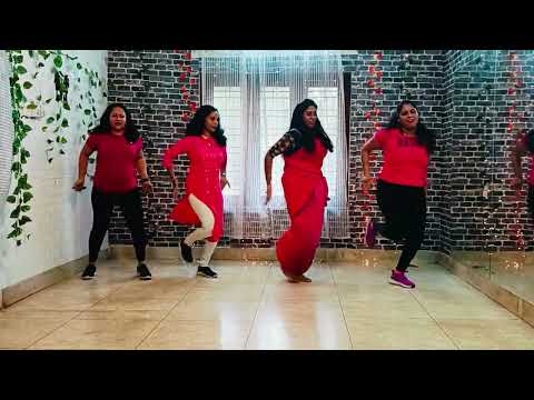 Mayoora Dance Class #trending #youtubeshorts #kurchimadathapettimaheshbabusong #trending