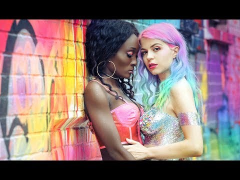 download lagu mp3 mp4 Julia Can, download lagu Julia Can gratis, unduh video klip Julia Can