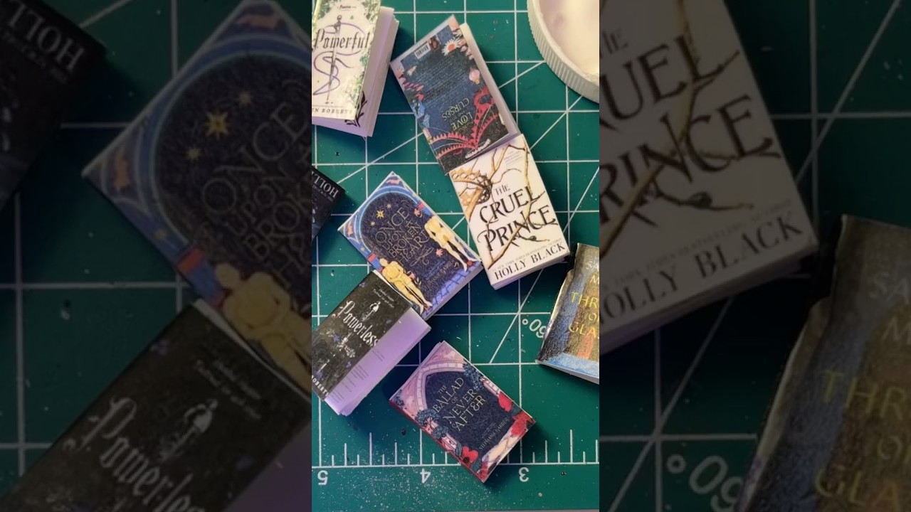 TUTORIAL mini books! #books #minibooks #tutorial #diy #booktube #reading #book #romance #fantasy