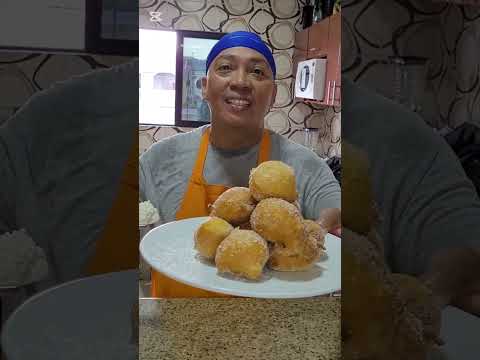 UN CERRO DE HUEVITOS CHILENOS CON 7 CUCHARADAS DE HARINA