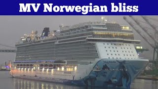 cruise ship MV Norwegian bliss arriving to Los Angeles