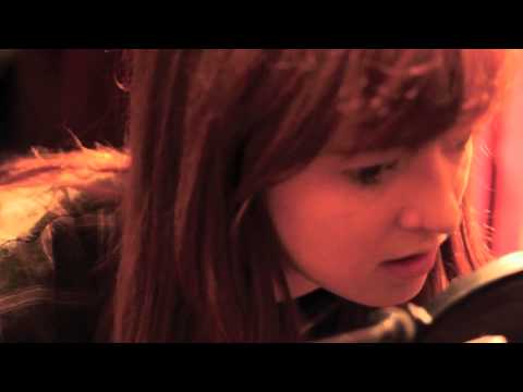 The Clockwork Owl Sessions -  Orla Gartland  'Ripping At The Seams'