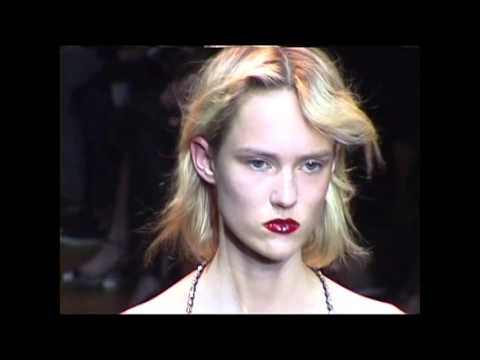 Nina Ricci printemps-été 2016 | Numéro