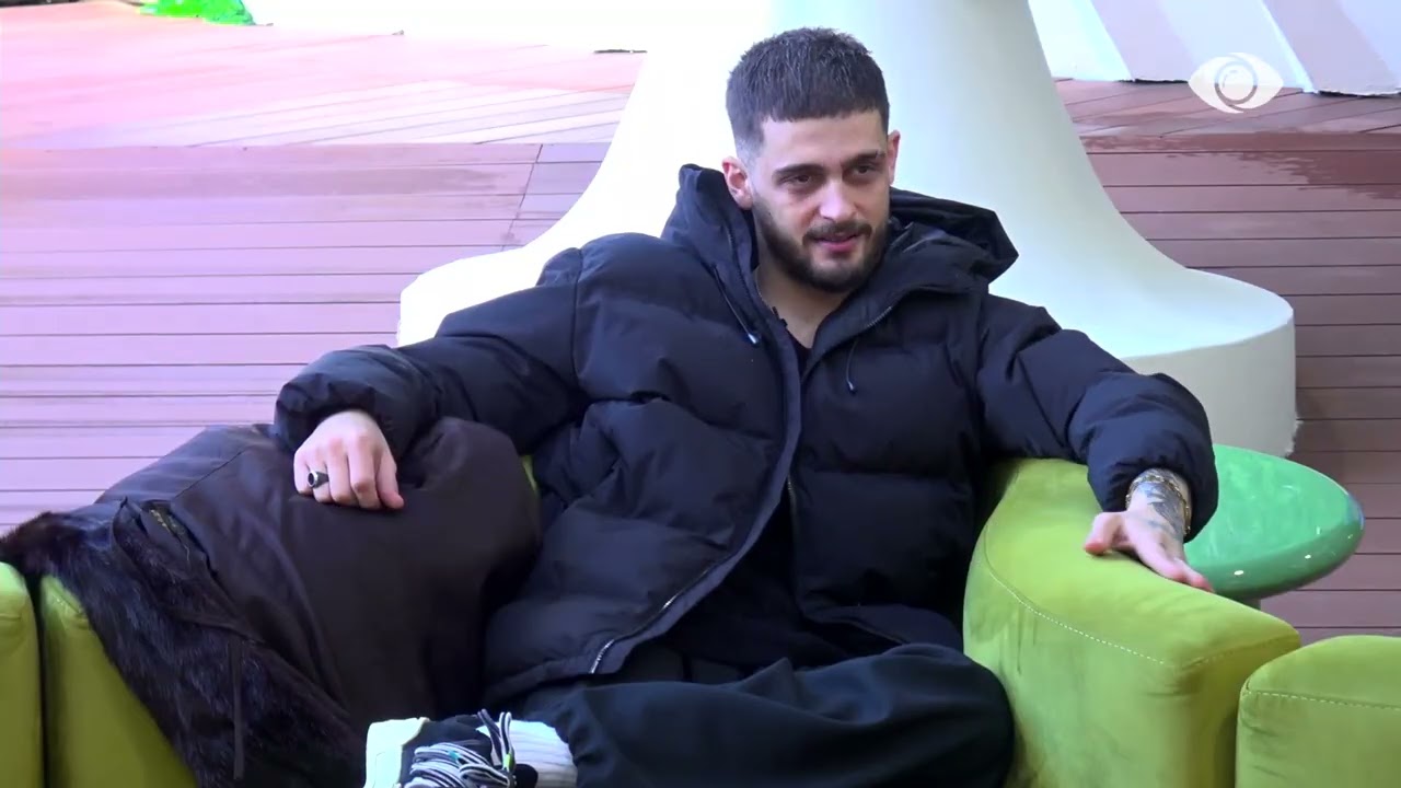 Buzëqeshja ime do të jetë hidhërimi juaj/ Gimbo debaton me Juelën dhe Rogertin