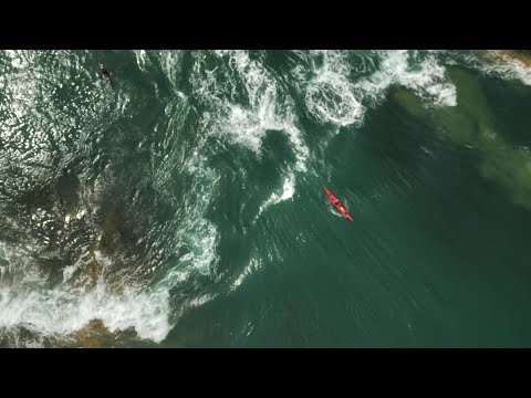 Kayakers Penrhyn Mawr Tide Race Anglesey 25.08.23