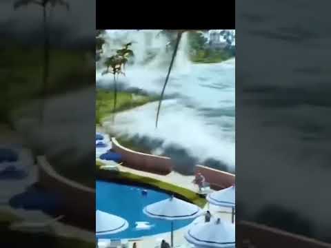 Actual Footage Tsunami Thailand. 2004 #tsunami