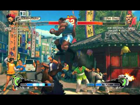 Ultra Street Fighter IV battle: Akuma vs Balrog