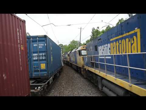 NR51-AN2-NR53-G526-NR36 #6NY3 Crossing #5MB7 Cardiff 16-10-16